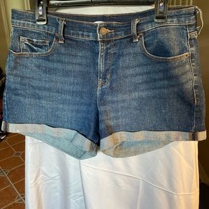 Old navy boyfriend for Jean shorts size 10